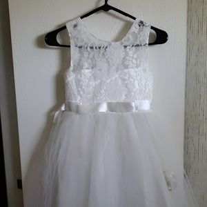 Girls dress